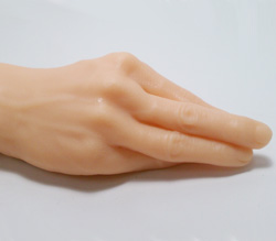 ؤΤޤǥꥢ˺ޤƤޤ